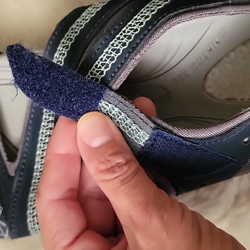 Dr. Scholl's Women's Navy Strappy Sandals. Gel Cushion Size 6M. - Picture 15 of 15